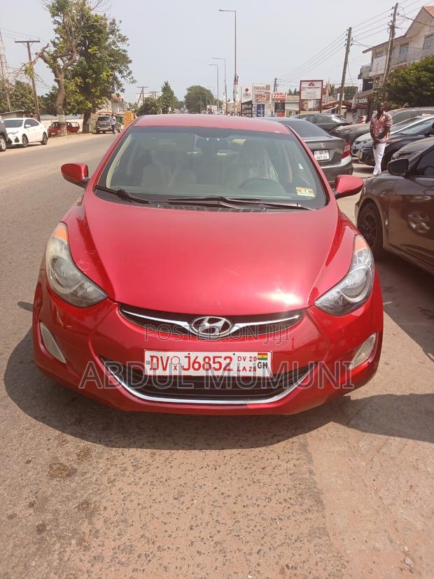 Hyundai Elantra 2012 Red