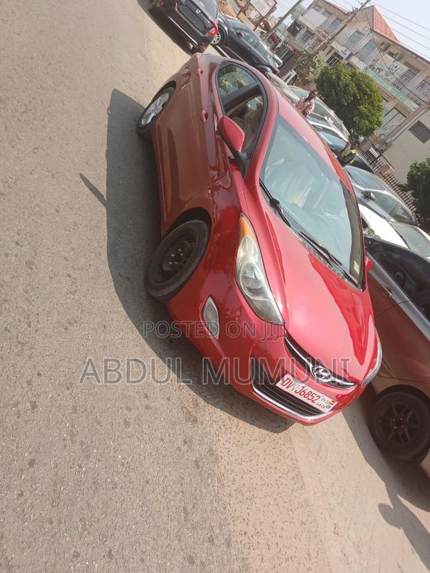 Hyundai Elantra 2012 Red