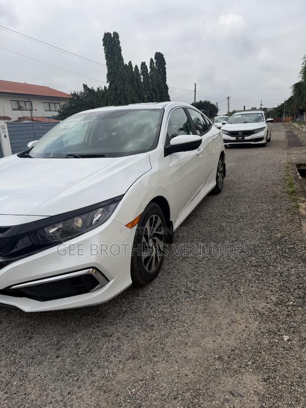 Honda Civic EX 2021 White