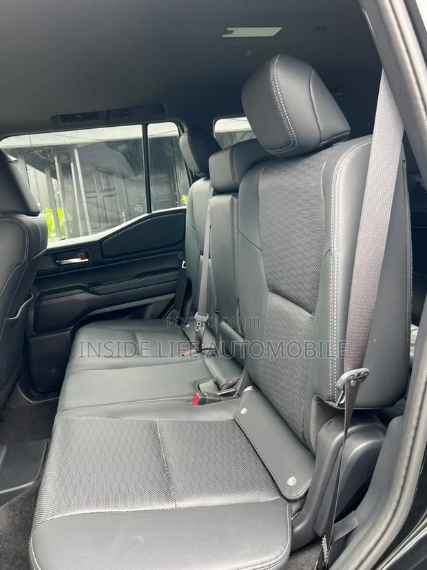 New Toyota Land Cruiser Prado 2.4 Petrol 2025 Black