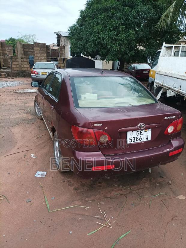 Toyota Corolla 2001 Red