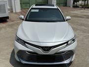 Toyota Camry XLE FWD (2.5L 4cyl 8AM) 2018 White for sale