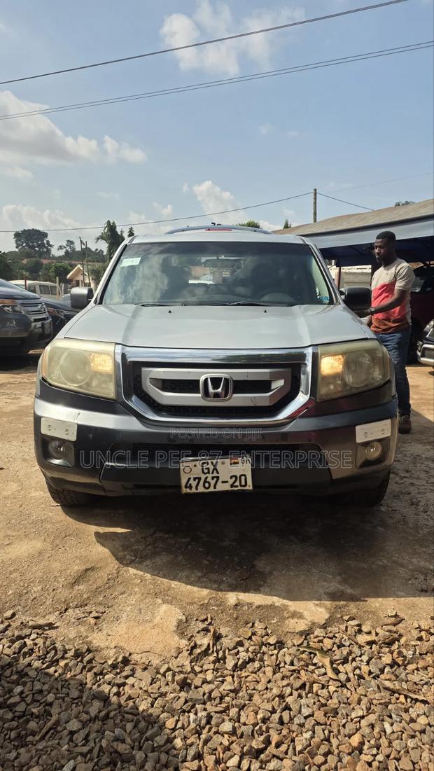 Honda Pilot 2012 Silver