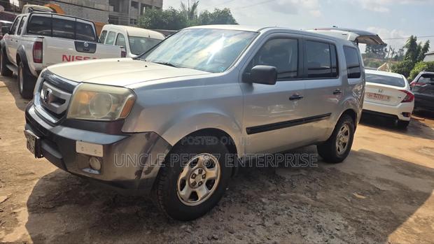 Honda Pilot 2012 Silver