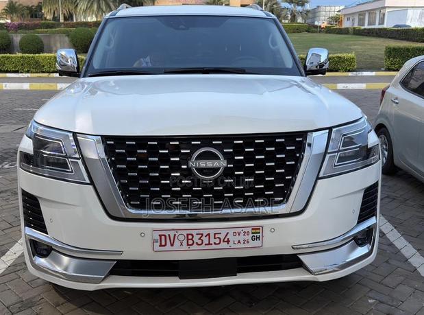 Nissan Patrol 2024 White
