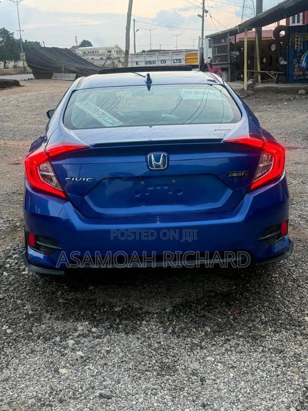 Honda Civic 2016 Blue