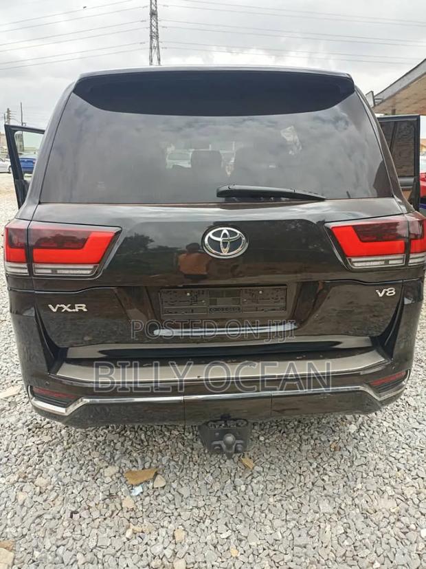 Toyota Land Cruiser 2016 Black