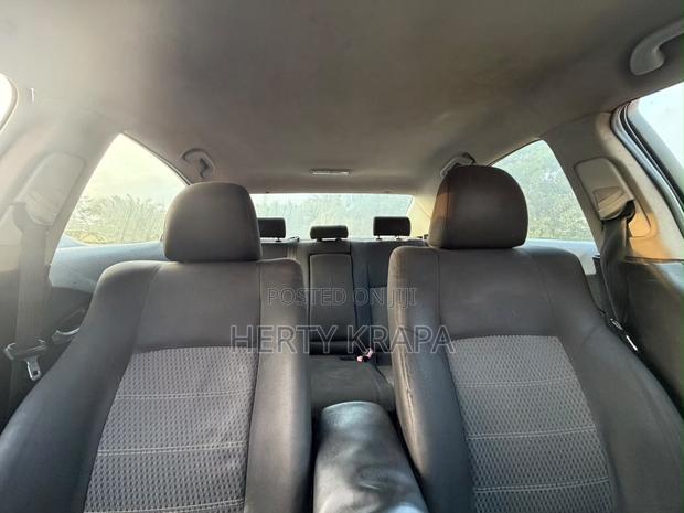 Toyota Corolla 2013 Gold