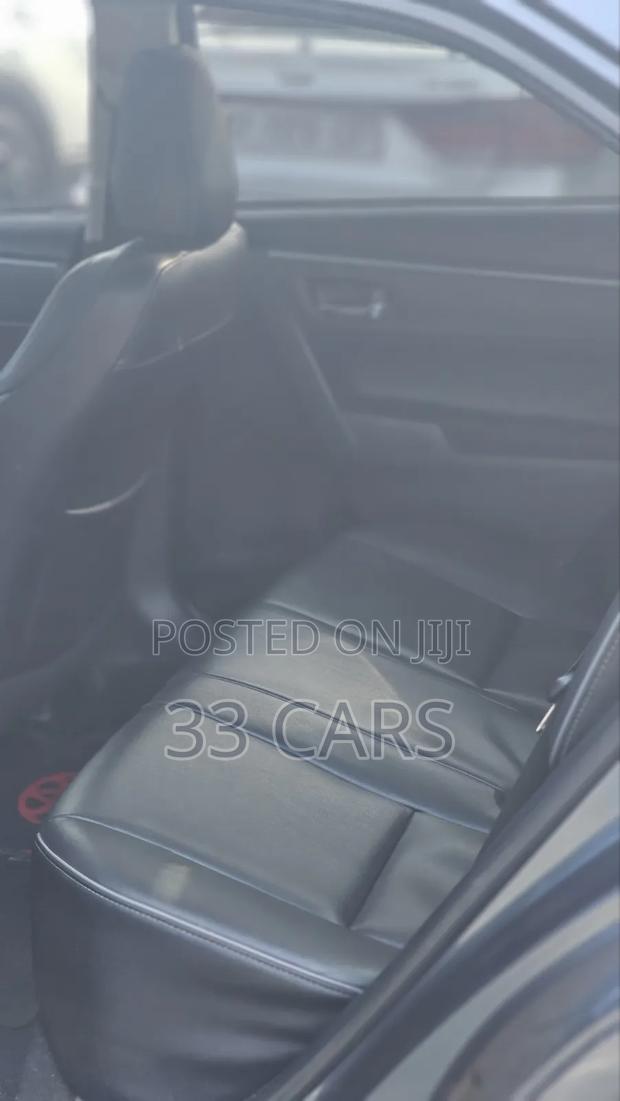 Toyota Corolla 2016 Gray