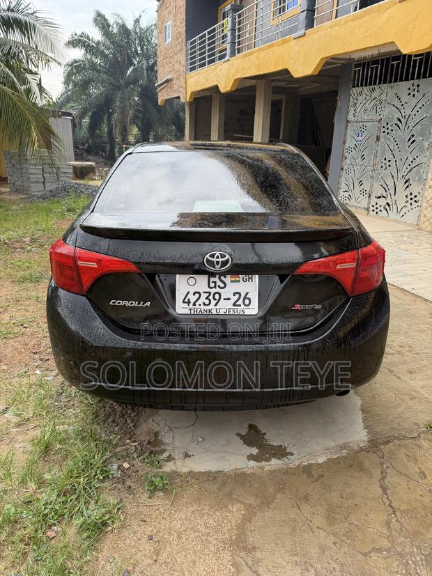 Toyota Corolla LE 4dr Sedan (1.8L 4cyl CVT) 2016 Black