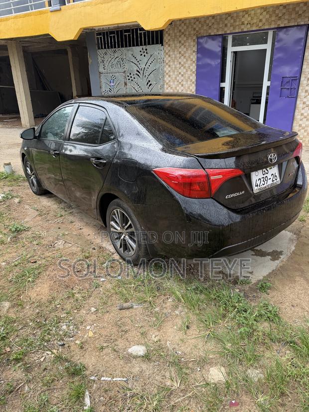 Toyota Corolla LE 4dr Sedan (1.8L 4cyl CVT) 2016 Black
