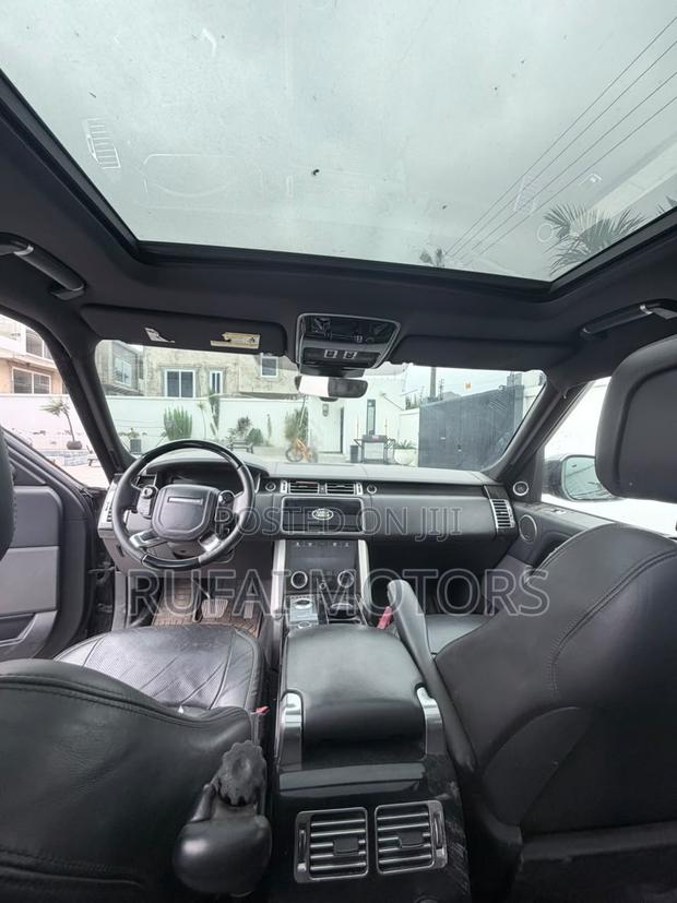 Land Rover Range Rover Vogue 2019 Black