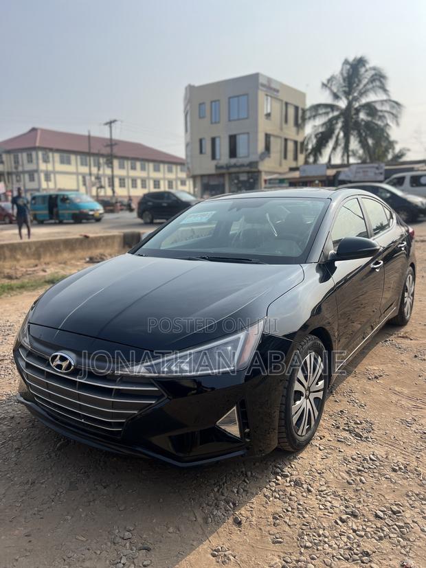 Hyundai Elantra 2020 Black