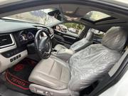 Toyota Highlander 2018 White for sale