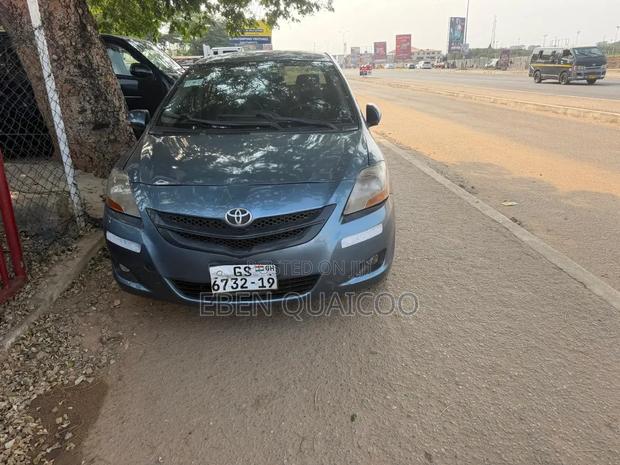 Toyota Yaris 2009 Blue