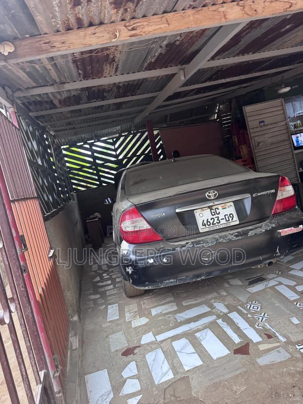Toyota Camry Gracia 1996 Black