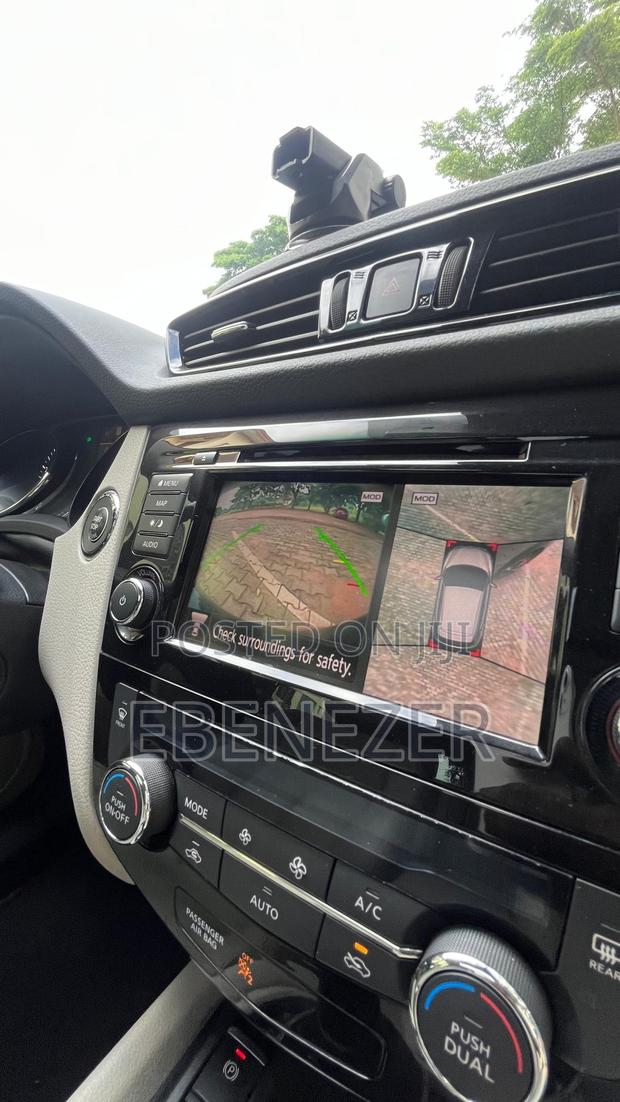 Nissan Rogue SV 2022 Gray