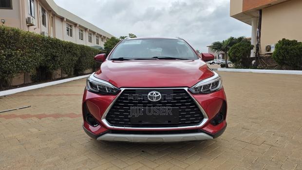 Toyota Yaris 2020 Red