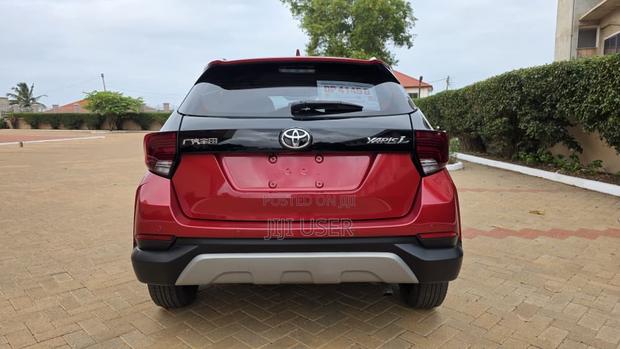 Toyota Yaris 2020 Red