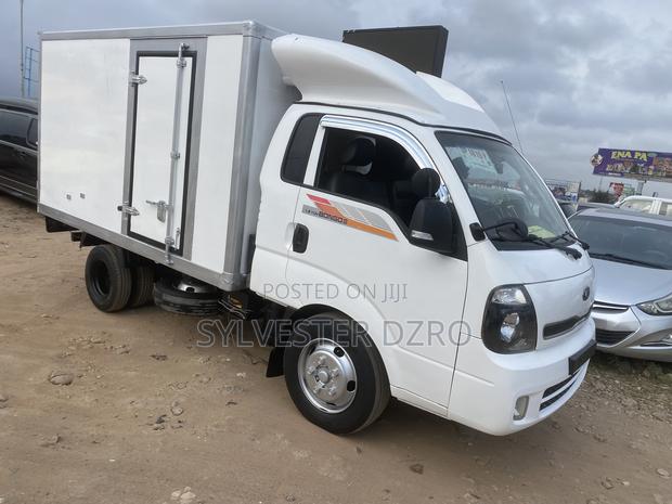 Kia Bongo 2016 White