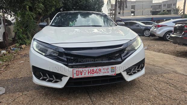 Honda Civic 2019 White