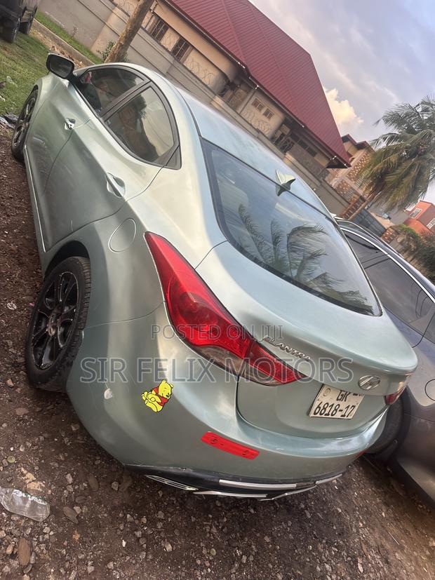 Hyundai Elantra GLS Sedan FWD (1.8L 4cyl 6A) 2013 Green