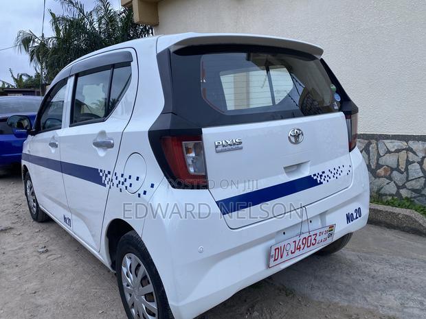 Toyota Pixis 2016 White