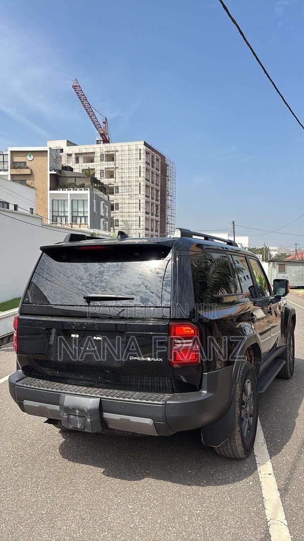 Toyota Land Cruiser Prado 2.4 Petrol 2024 Black