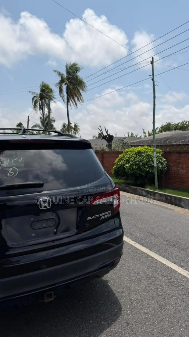 Honda Pilot Touring AWD 2019 Black