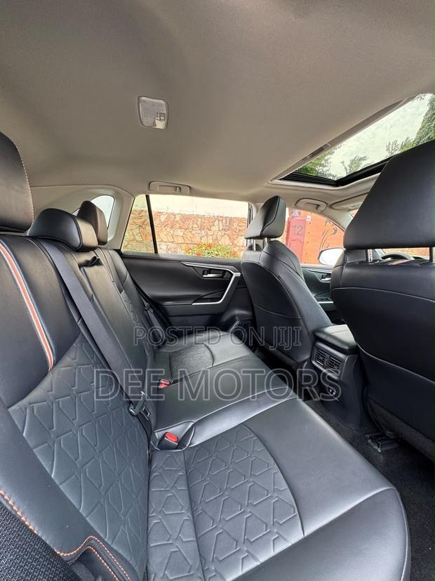 Toyota RAV4 Adventure 2019 Black