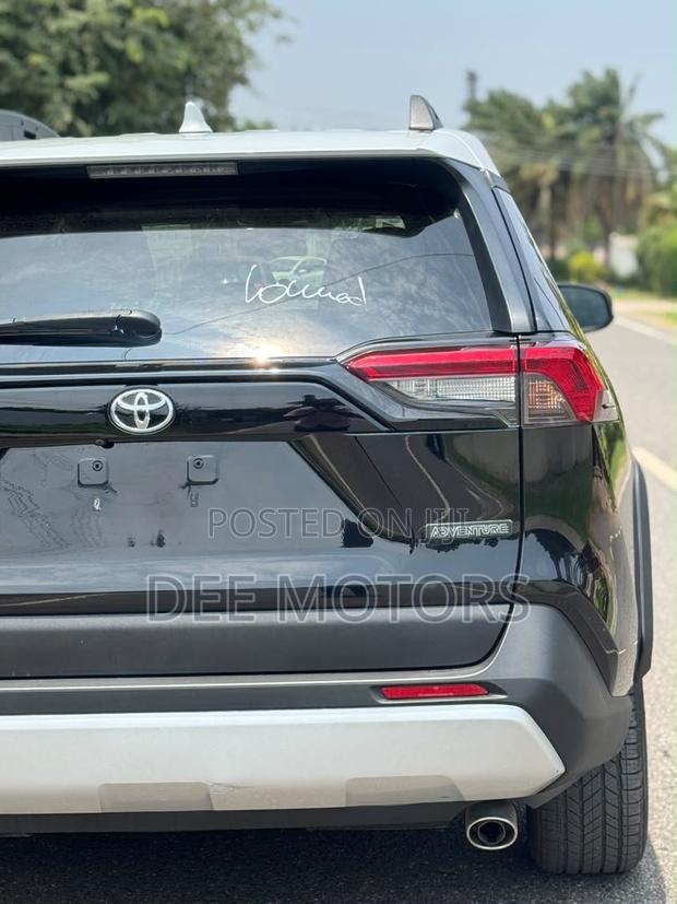 Toyota RAV4 Adventure 2019 Black