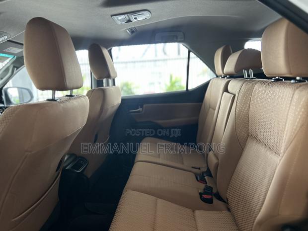 Toyota Fortuner 2.4 D AWD 2024 White