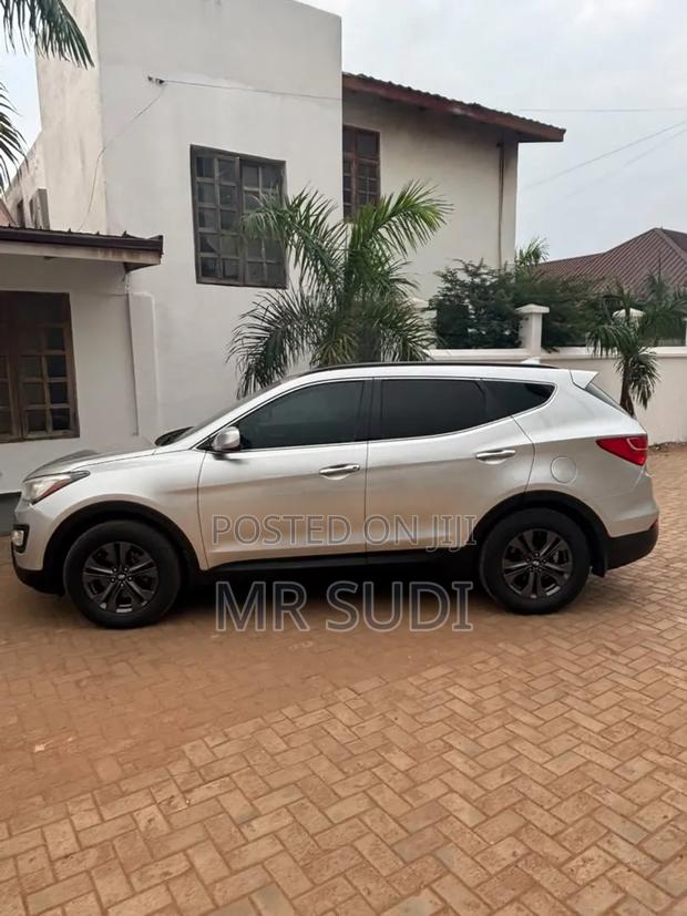 Hyundai Santa Fe 2017 Silver