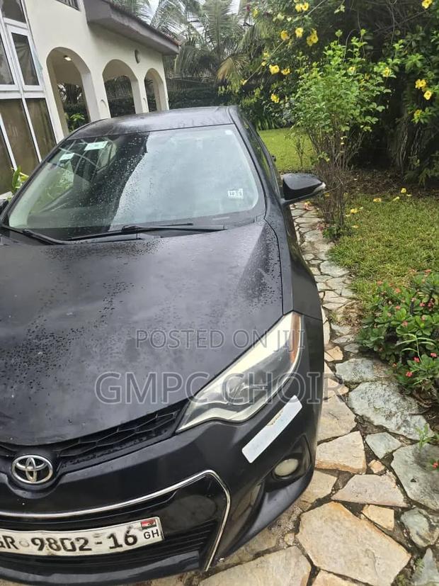 Toyota Corolla 2015 Black