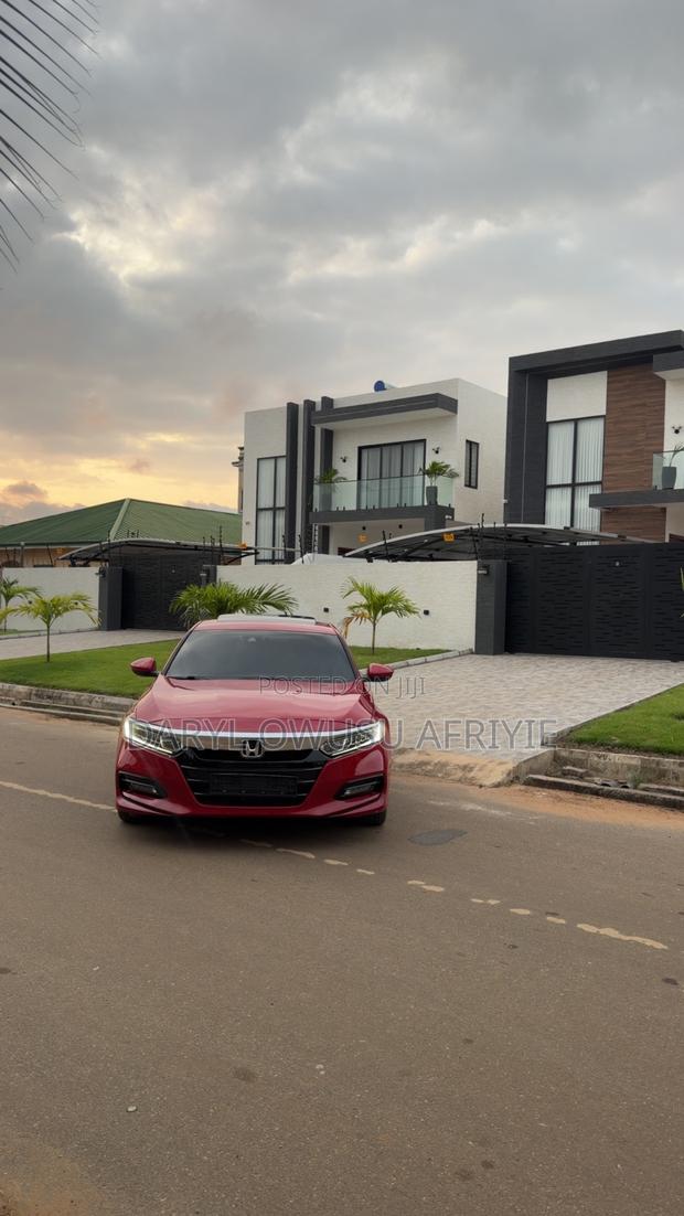 Honda Accord Sport (2.0L 4cyl Turbo 10A) 2019 Red