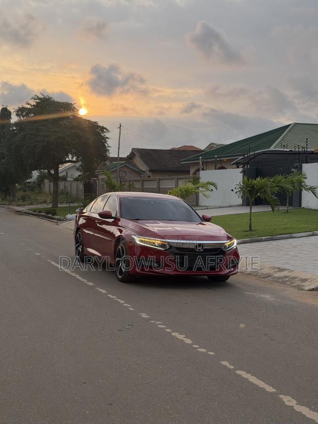 Honda Accord Sport (2.0L 4cyl Turbo 10A) 2019 Red