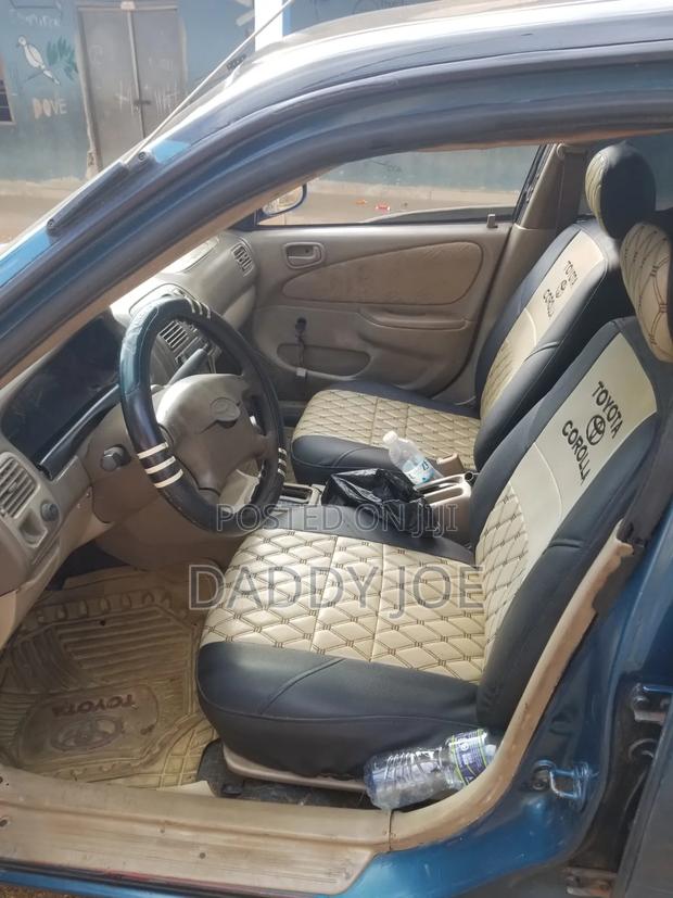 Toyota Corolla 2002 Silver