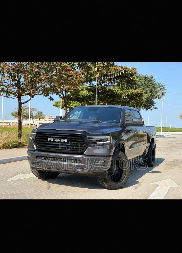 Dodge RAM 1500 5.7 Petrol AWD 2021 Gray