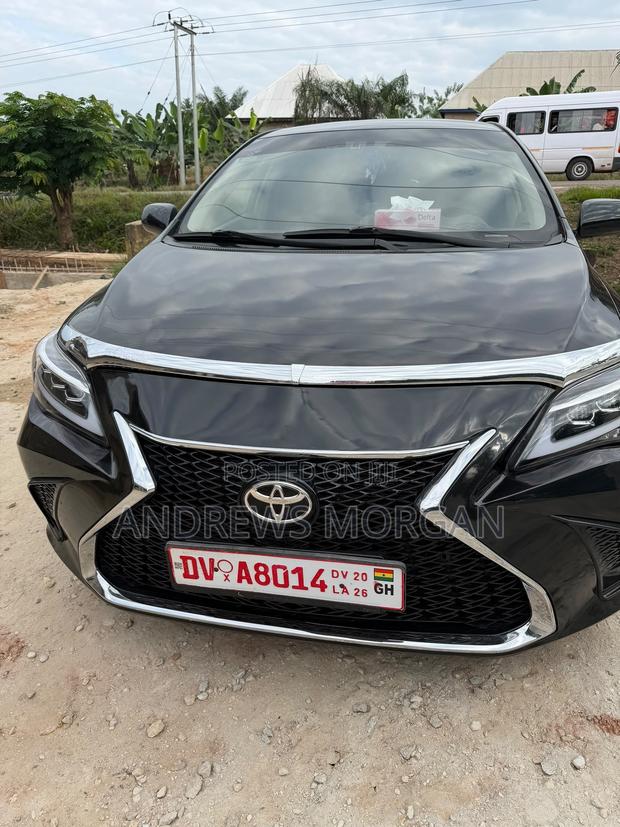Toyota Corolla 2010 Gray