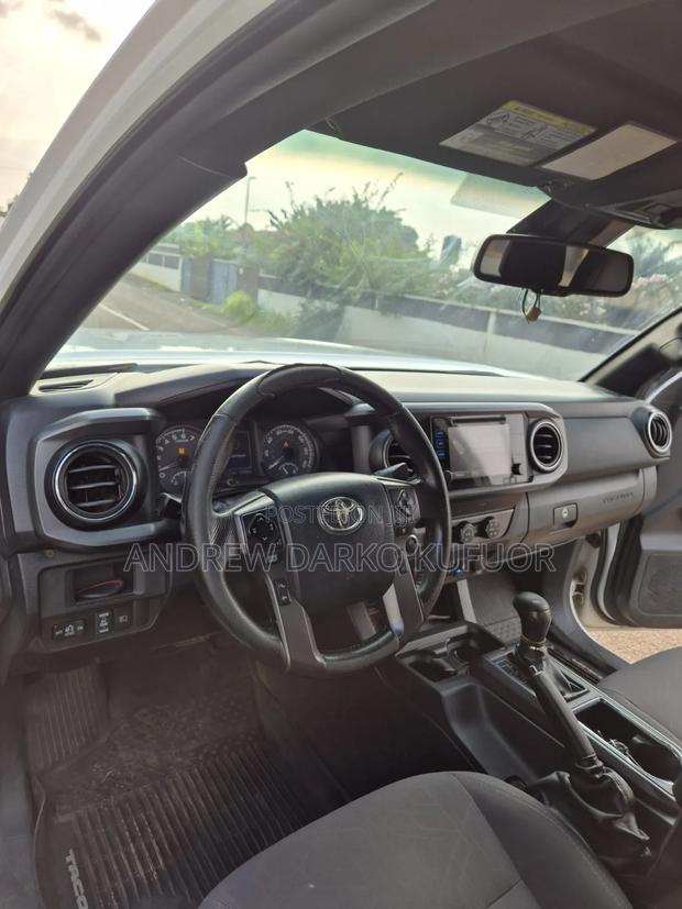 Toyota Tacoma TRD Off Road 2019 Off white