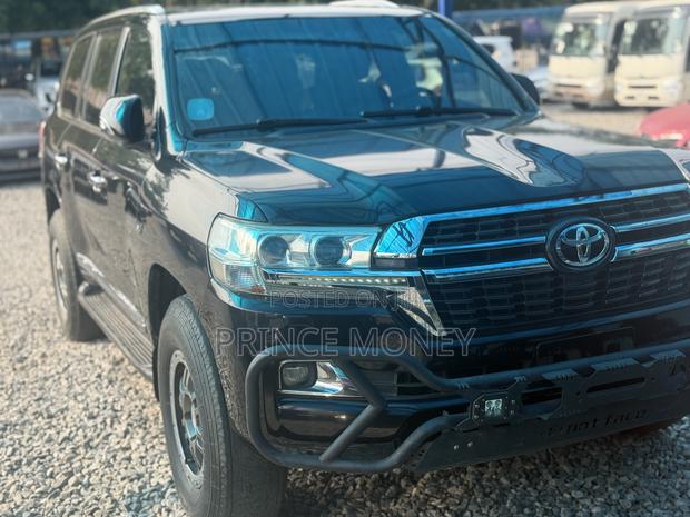 Toyota Land Cruiser 2015 Black