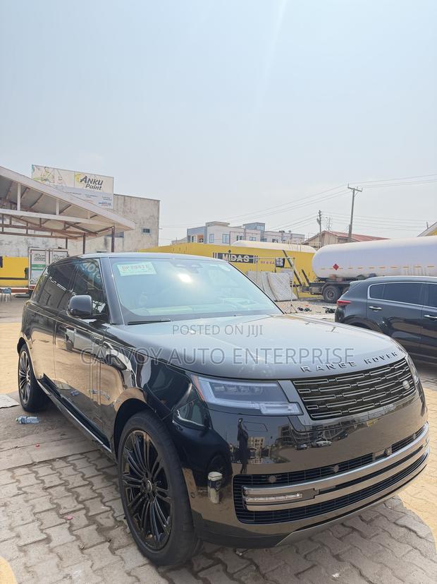 Land Rover Range Rover Autobiography 2024 Black