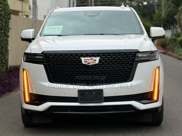 Cadillac Escalade 2023 White