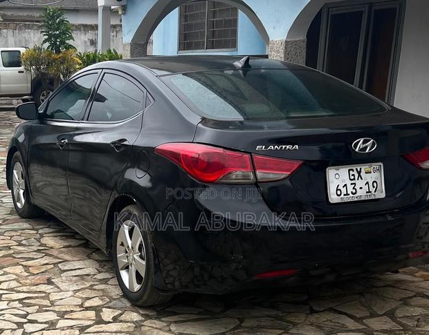 Hyundai Elantra GLS Sedan FWD (1.8L 4cyl 6A) 2013 Black