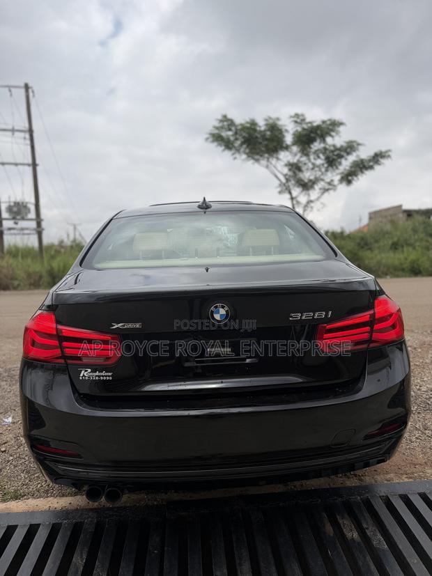 BMW 328i 2016 Black