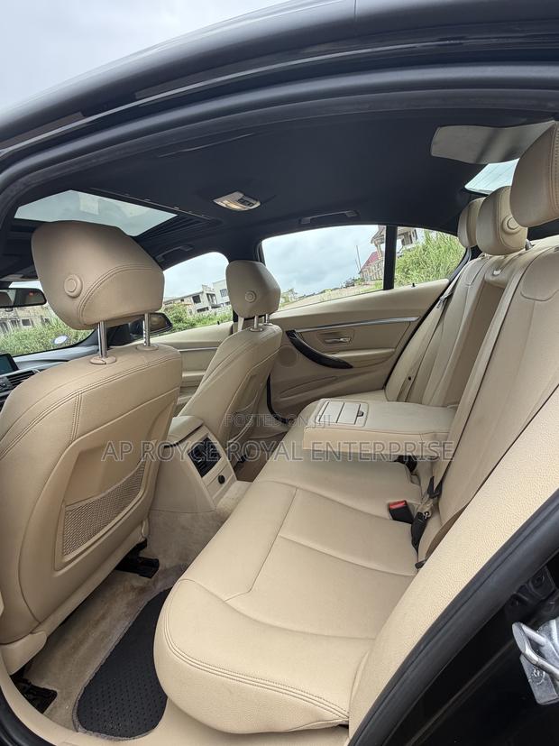 BMW 328i 2016 Black