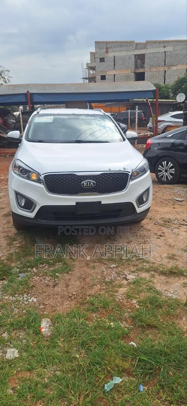 Kia Sorento 4dr SUV 2016 White