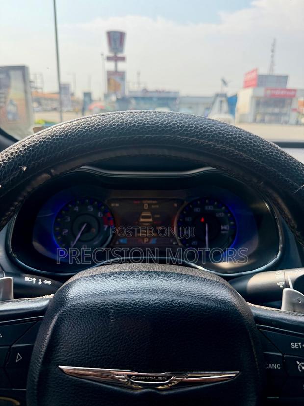Chrysler 200 Limited 2015 Blue