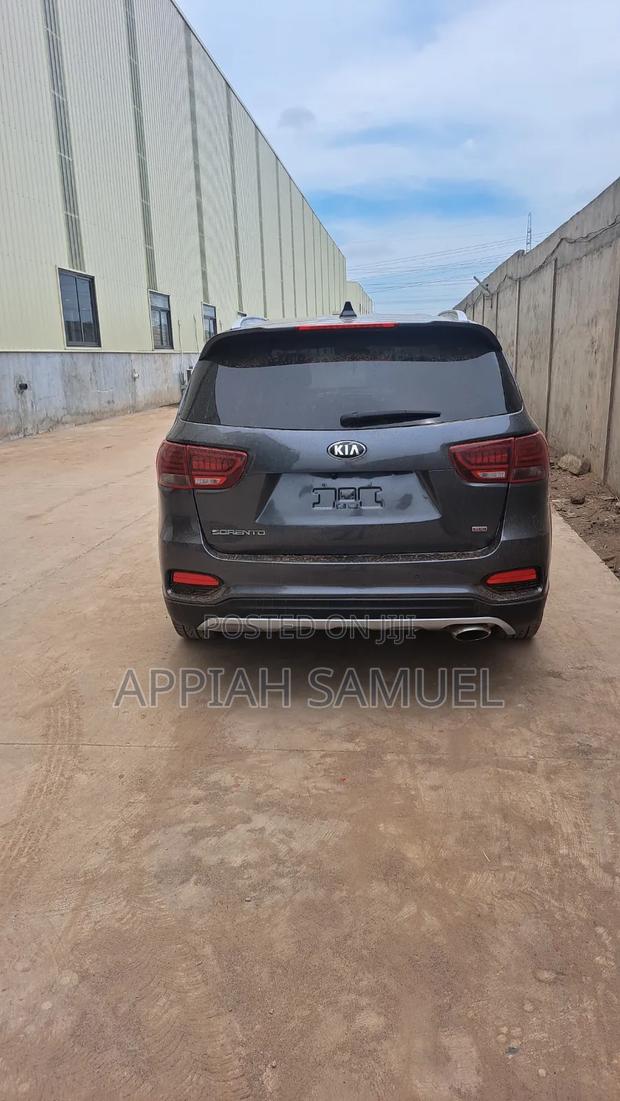 Kia Sorento 2019 Gray