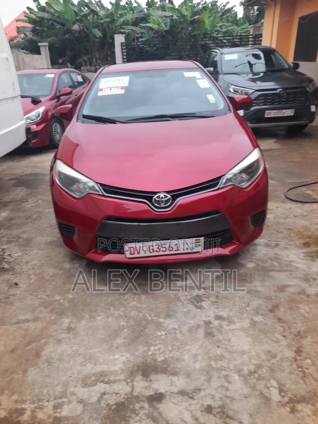 Toyota Corolla 2016 Red